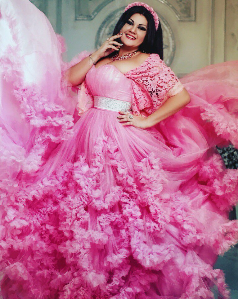 Оля Монаенкова