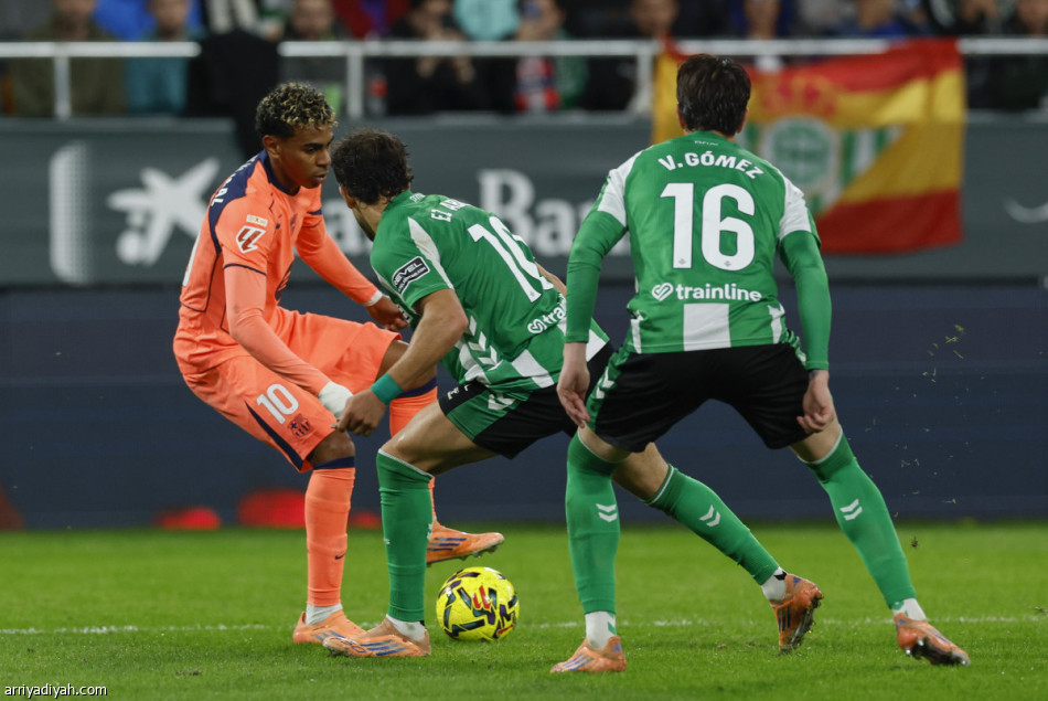 بخماسية.. برشلونة يقسو على بيتيس