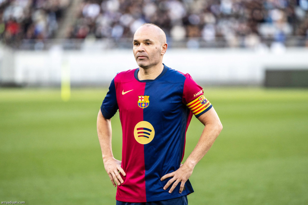 إنييستا يودع