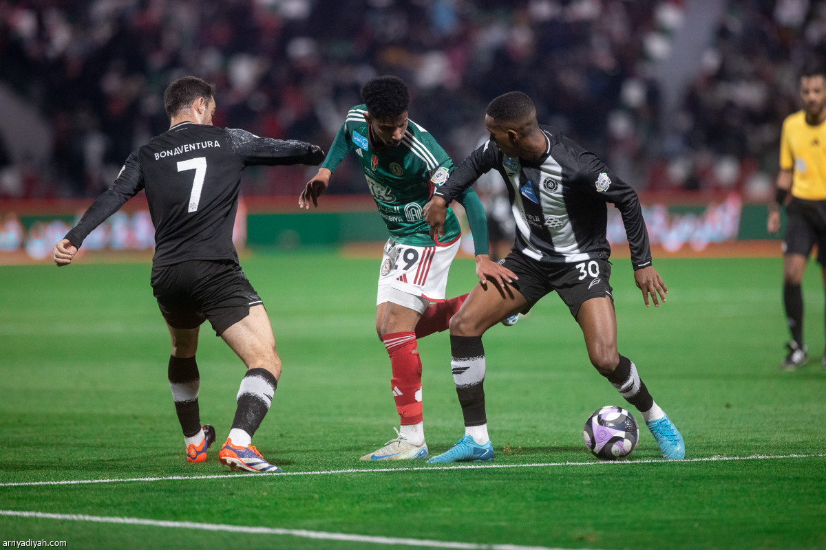 الشهري ينطلق بفوز