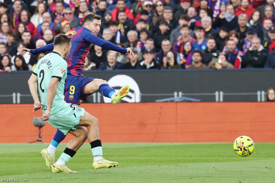 برشلونة يعود إلى «كامب نو» ويكتسح بلباو برباعية