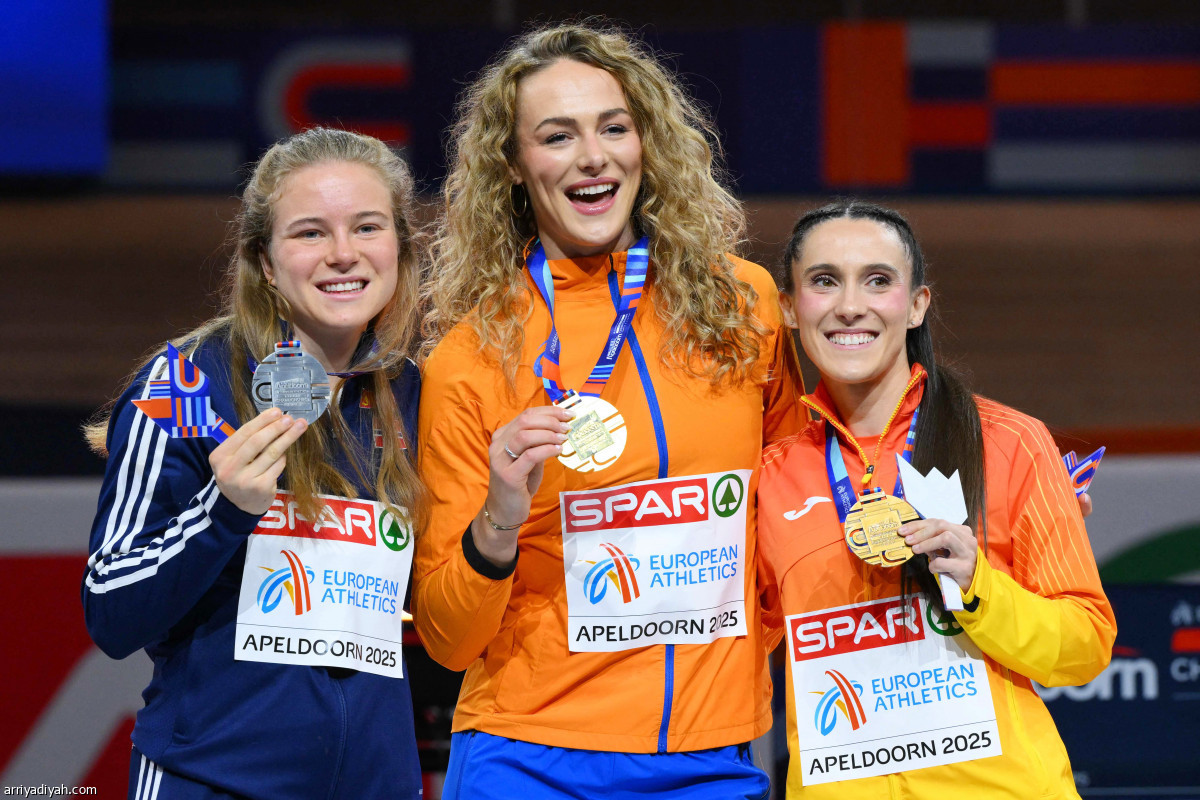 كلافر تحصد الذهب