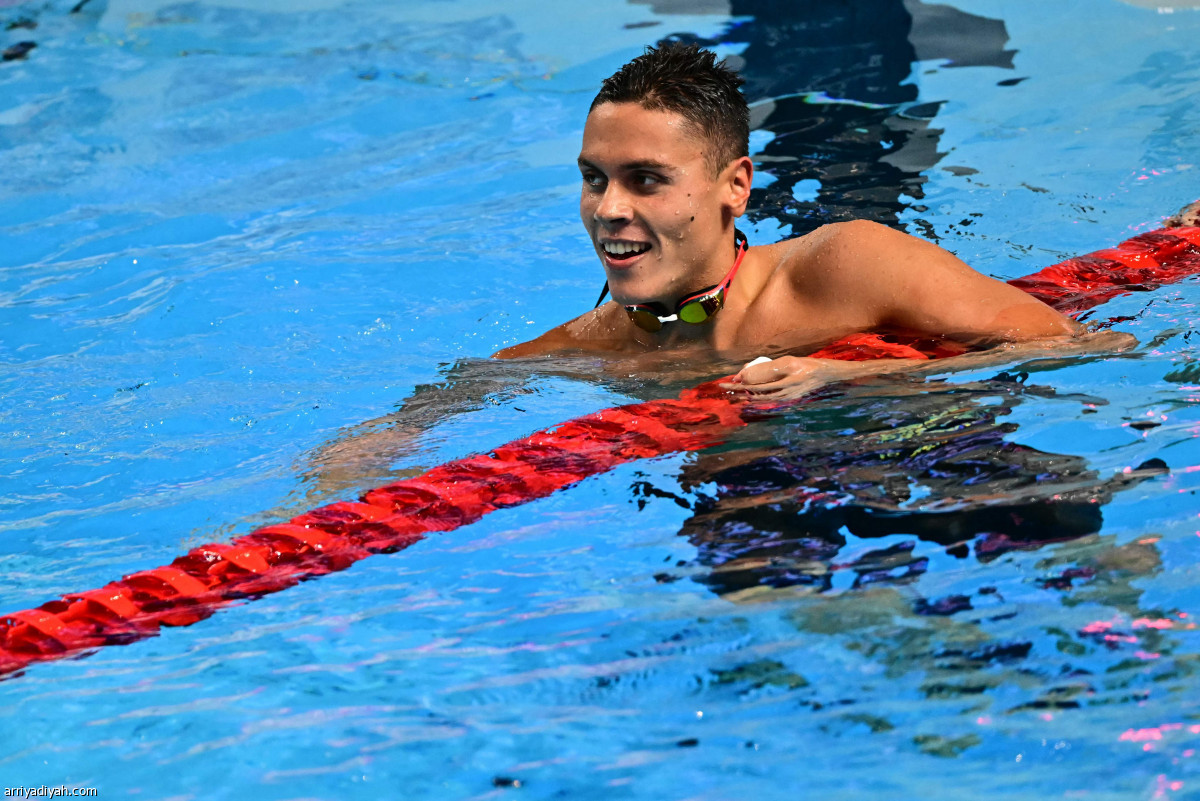 بوبوفيتشي بطل