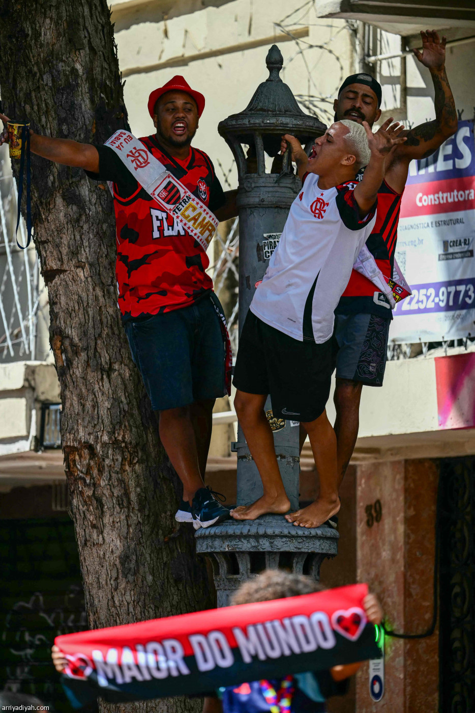 انتظار الأبطال