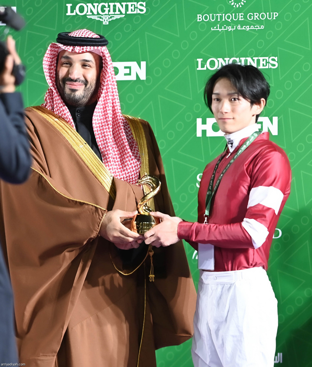 ولي العهد يشرّف السباق الكبير