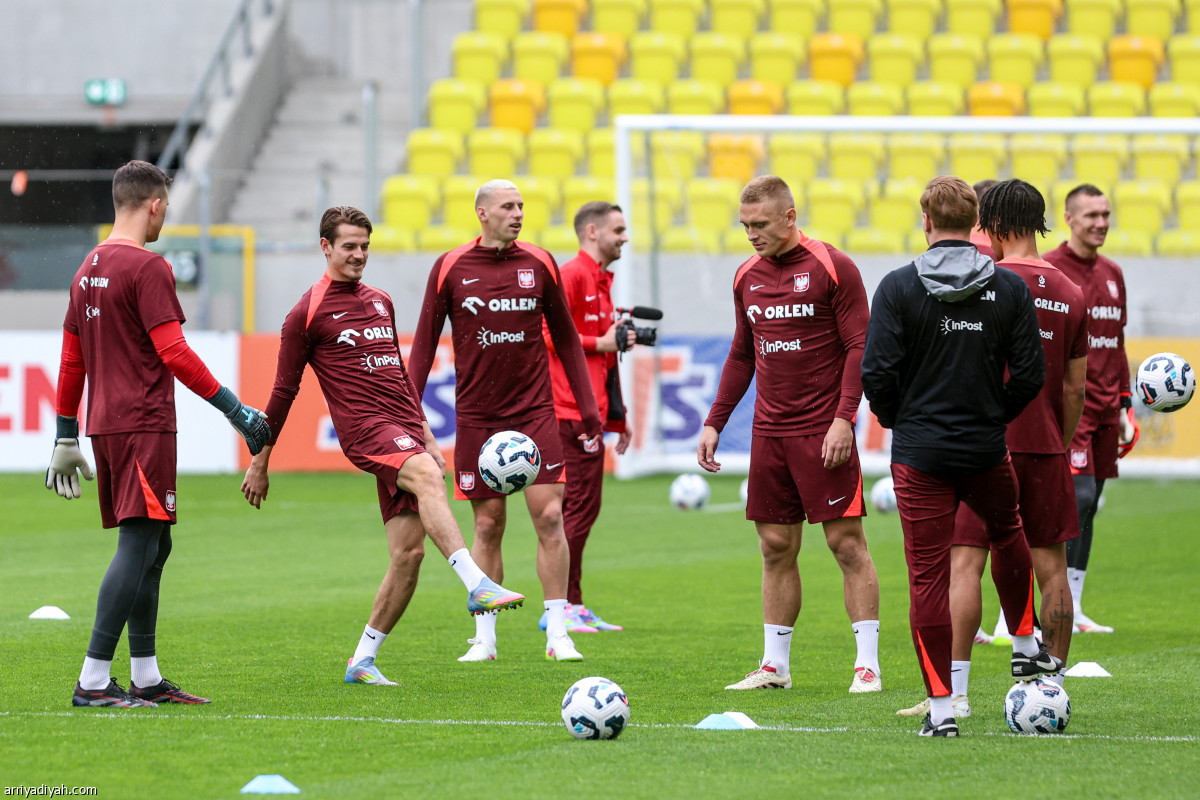 بولندا.. جلسة تدريبية