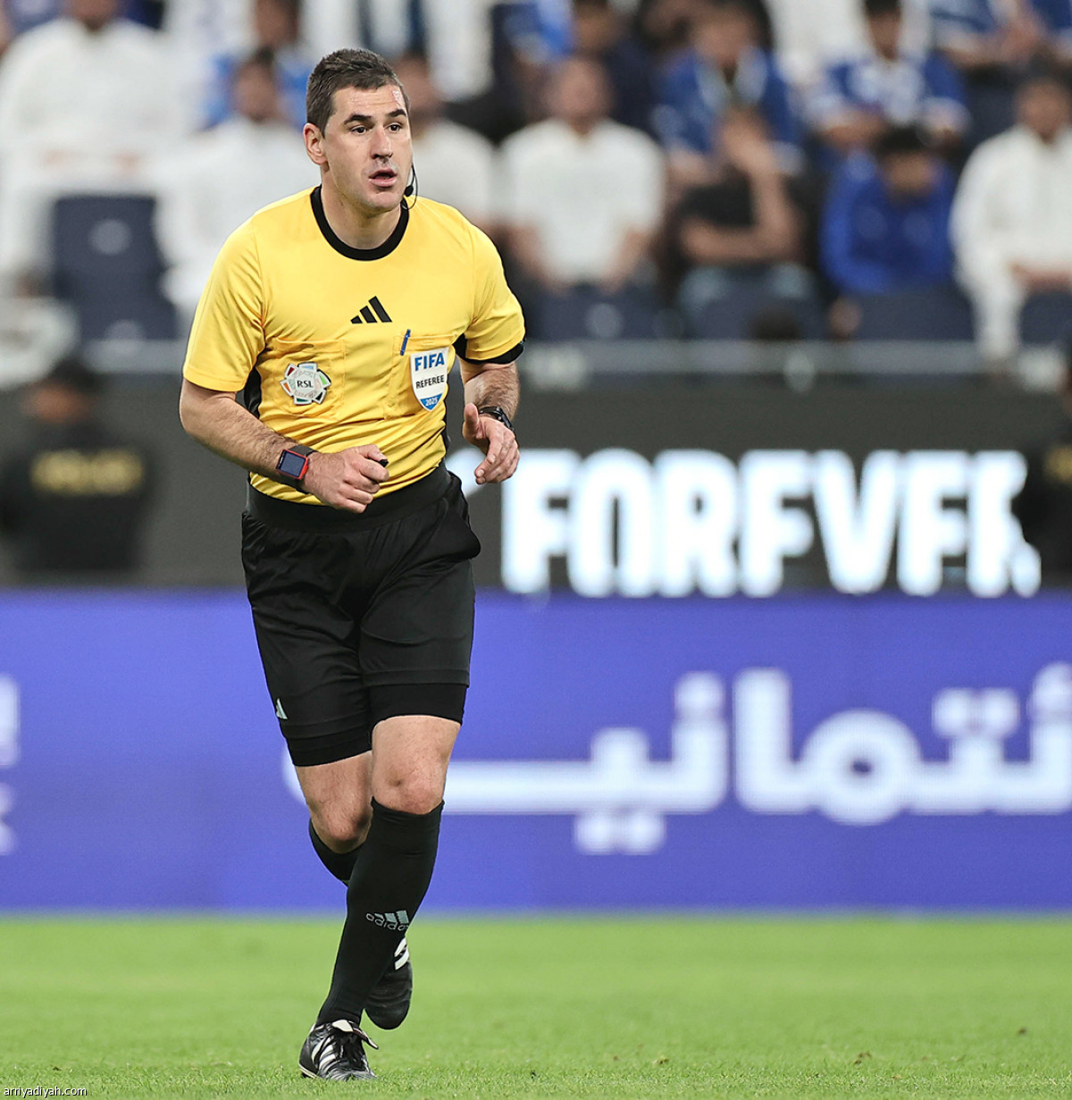 الشباب يعطل الهلال