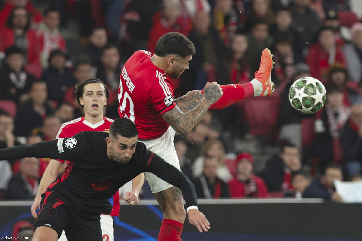 رافينيا يجلب النصر