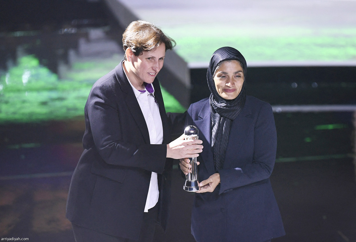 الرياض تزف الفائزين